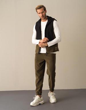 Xint Kapüşonlu Regular Fit Garni Detaylı Polar Yelek. 3 Xint Kapüşonlu Regular Fit Garni Detaylı Polar Yelek. 3