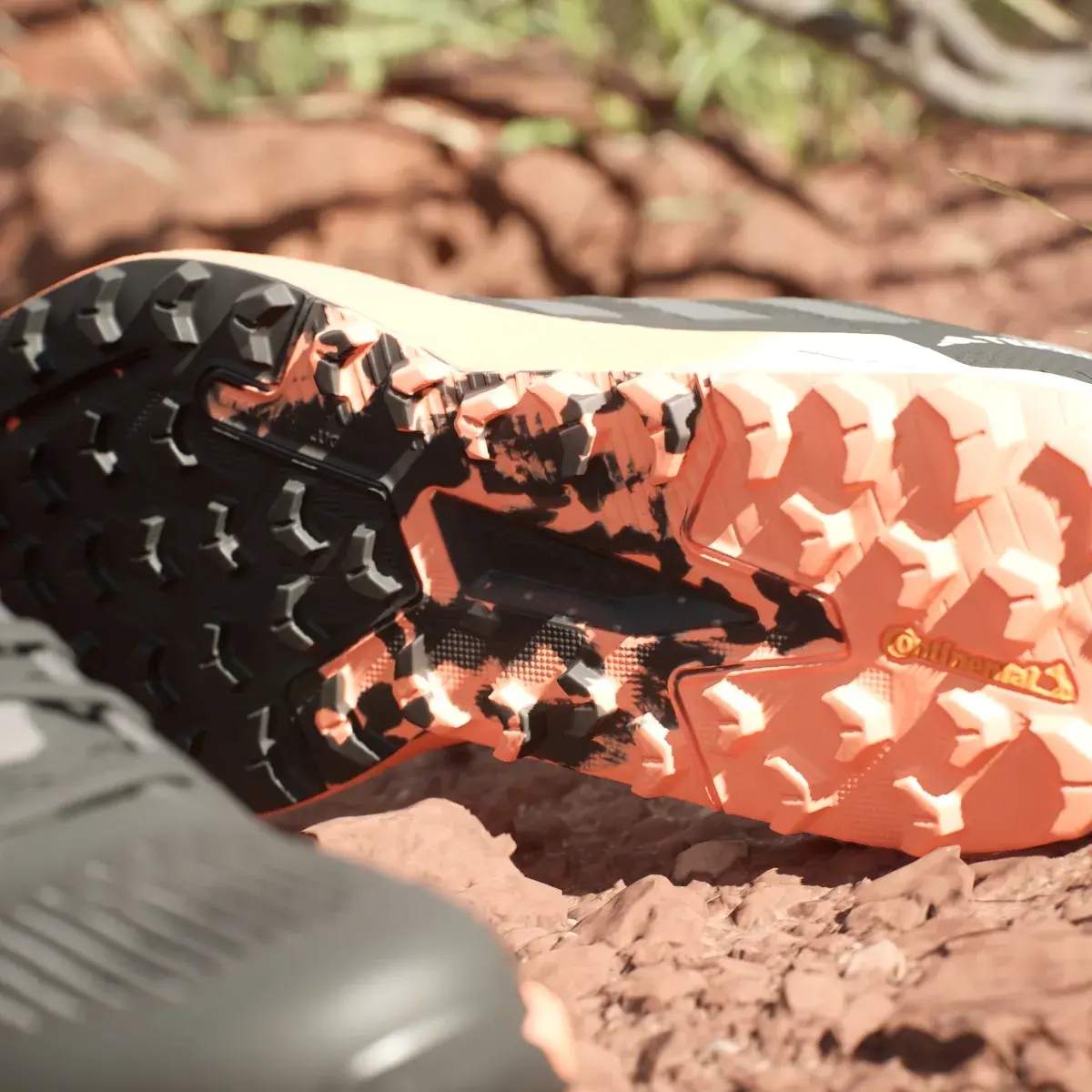 Adidas Chaussure de trail running Terrex Agravic Flow 2.0. 2
