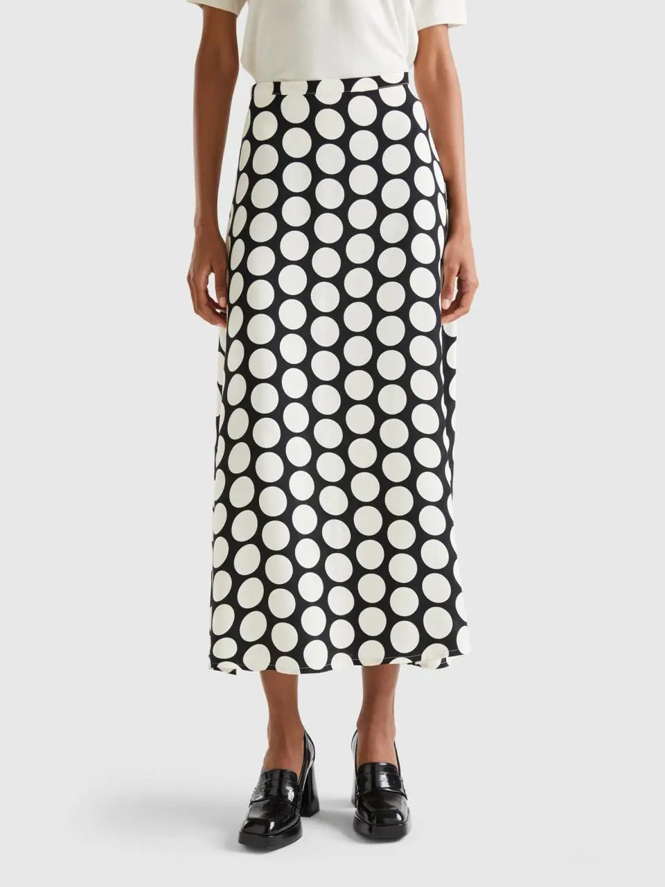 Benetton polka dot satin skirt. 1