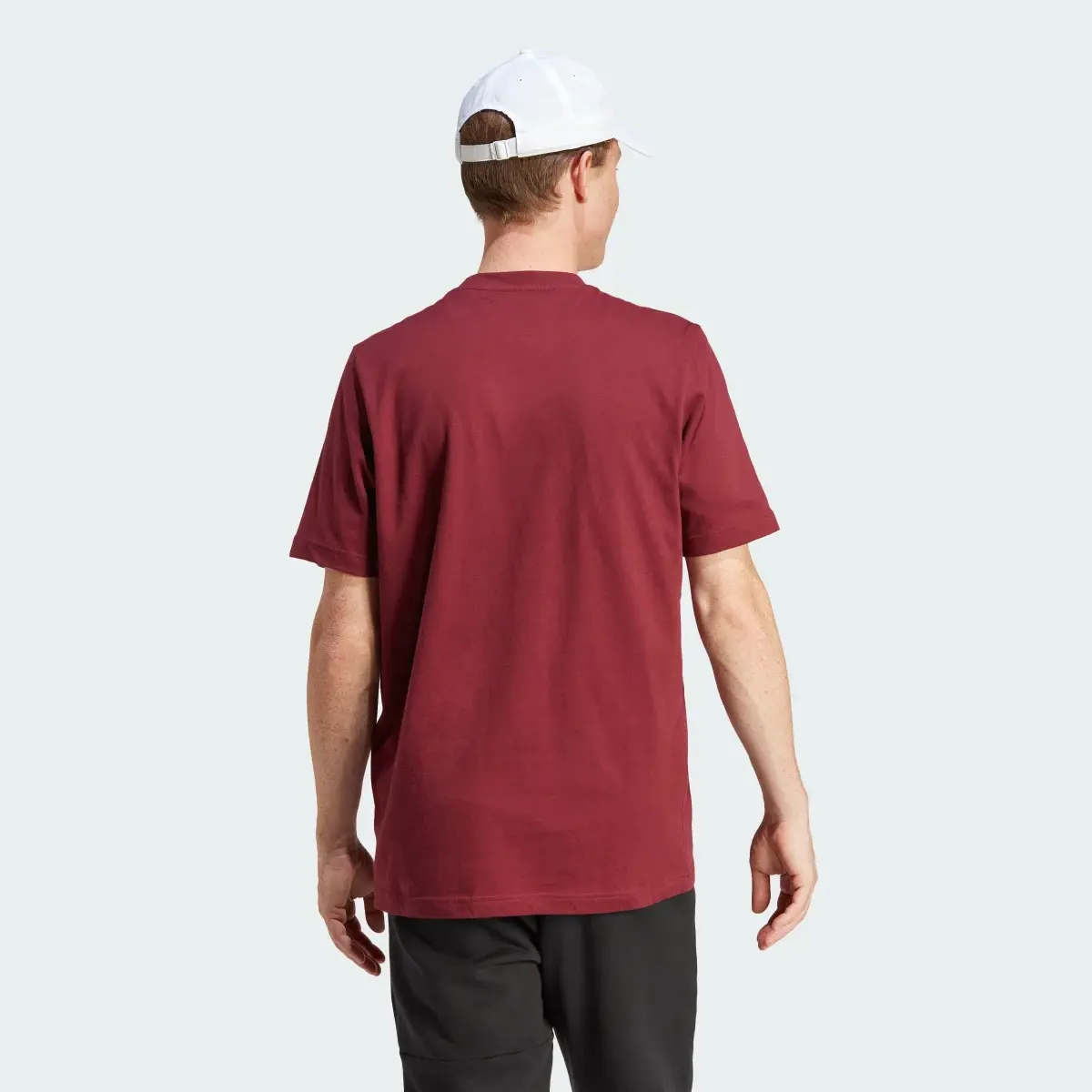 Adidas Playera Gráfica Folded Sportswear. 3