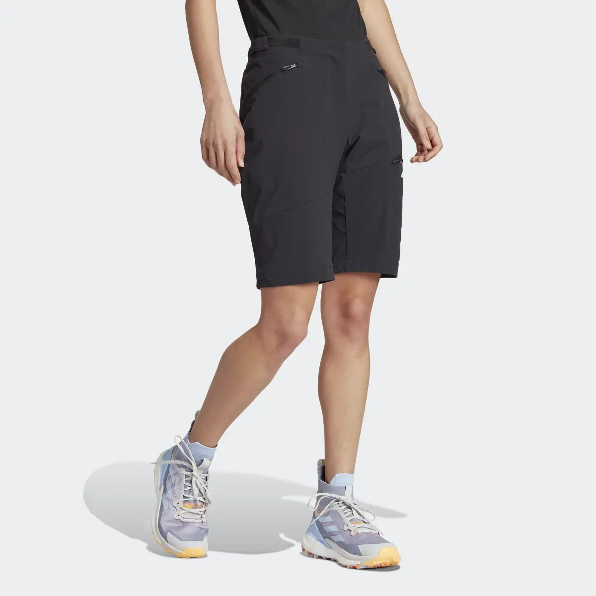 Adidas TERREX Xperior Shorts. 3