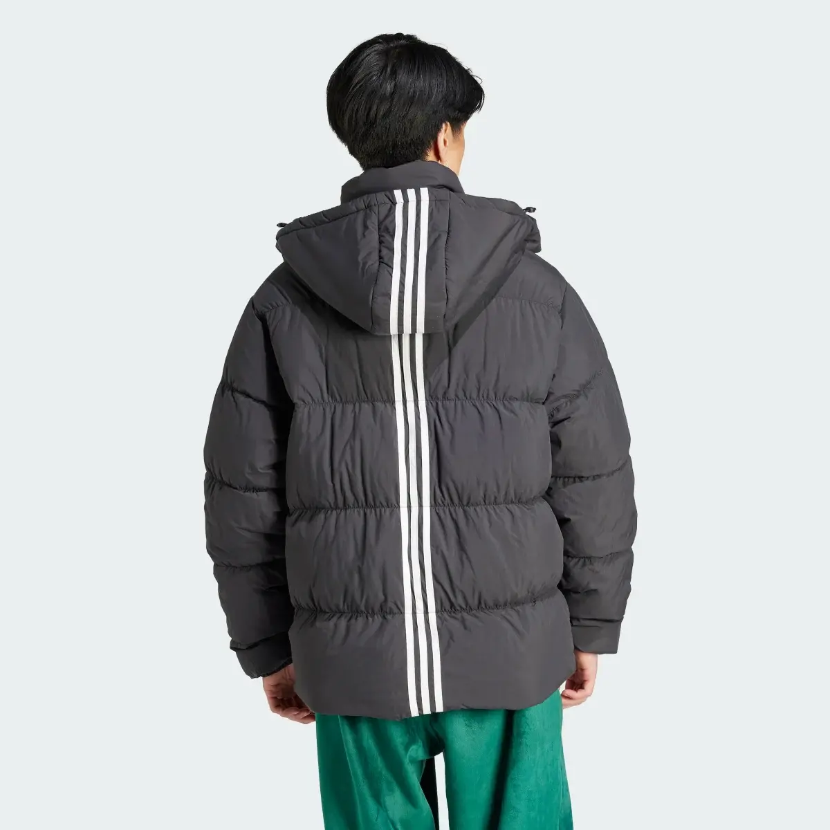 Adidas Chaqueta de plumón con capucha RIFTA Regen Puffer. 3