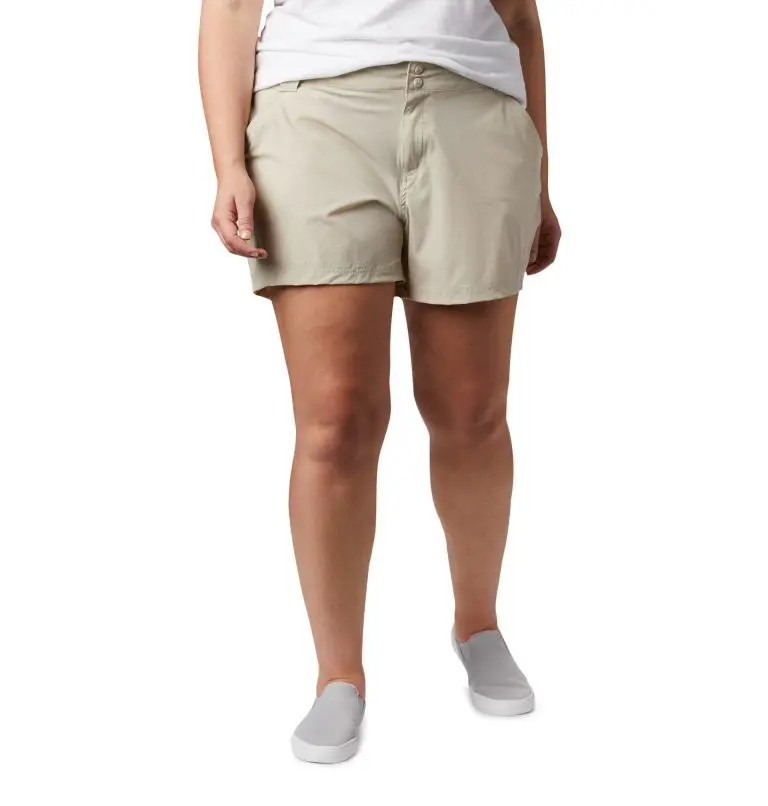 Columbia Women's PFG Coral Point™ III Shorts - Plus Size. 2