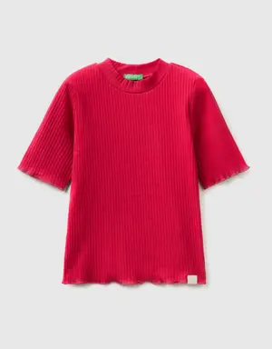 short sleeve turtleneck t-shirt