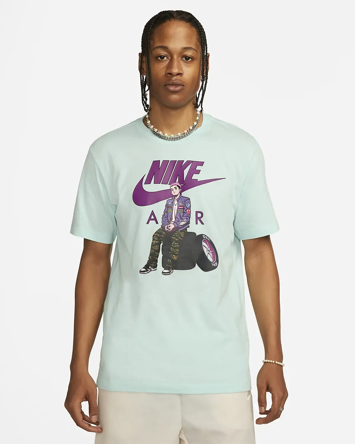 Nike Sportswear. 1