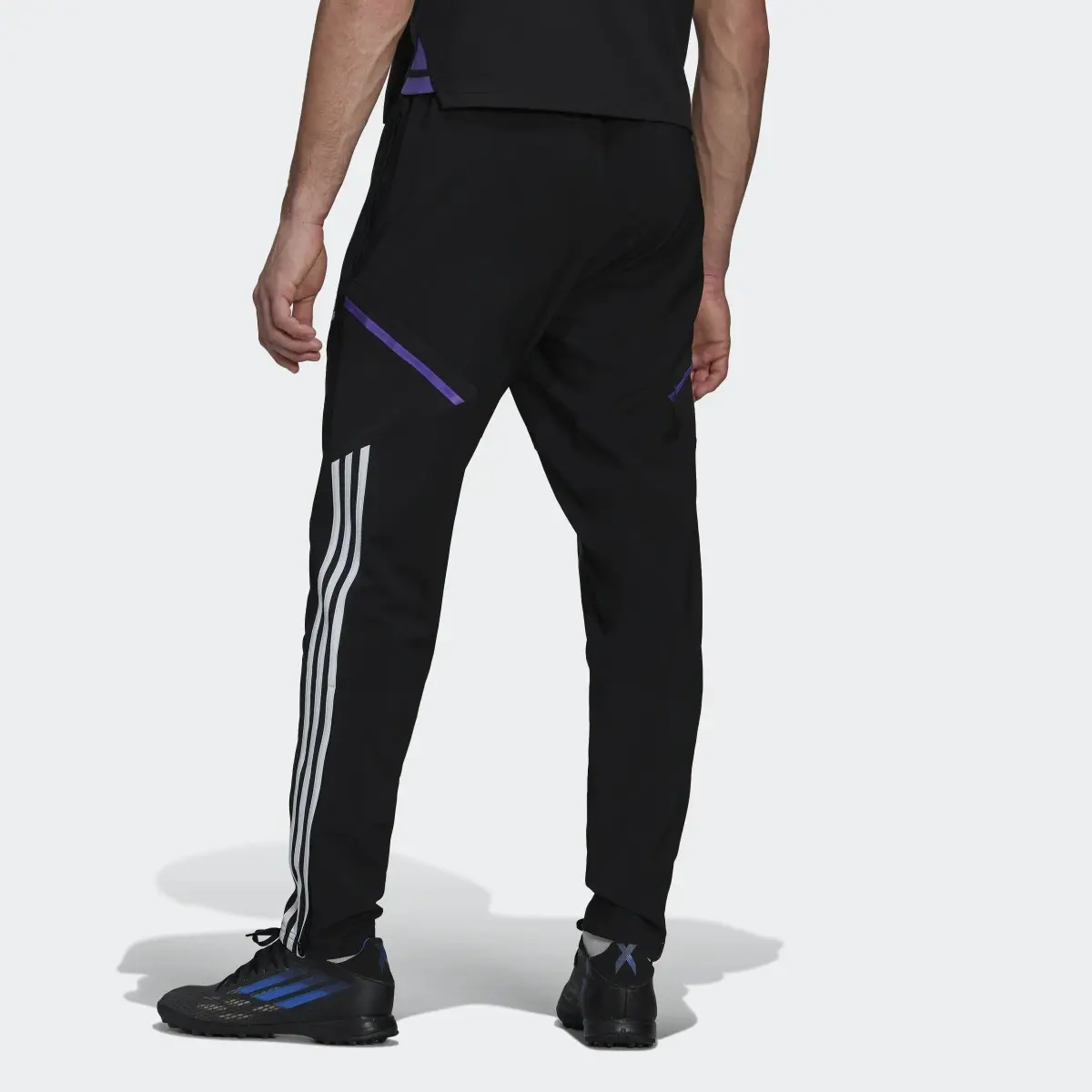 Adidas Pantaloni da rappresentanza Condivo 22 Real Madrid. 2