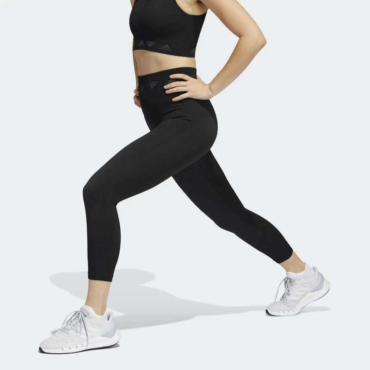 Adidas AEROKNIT Training 7/8 Leggings. 1