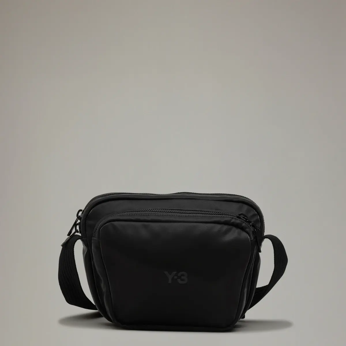 Adidas Y-3 X BODY BAG. 1