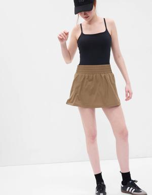 Fit High Rise Runaround Skort green