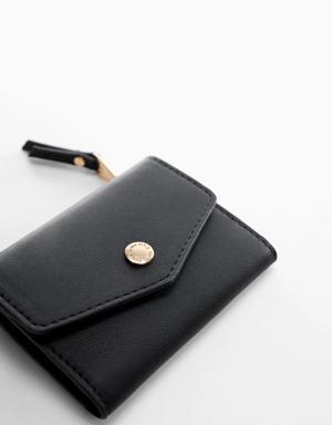 Wallet with button flap 