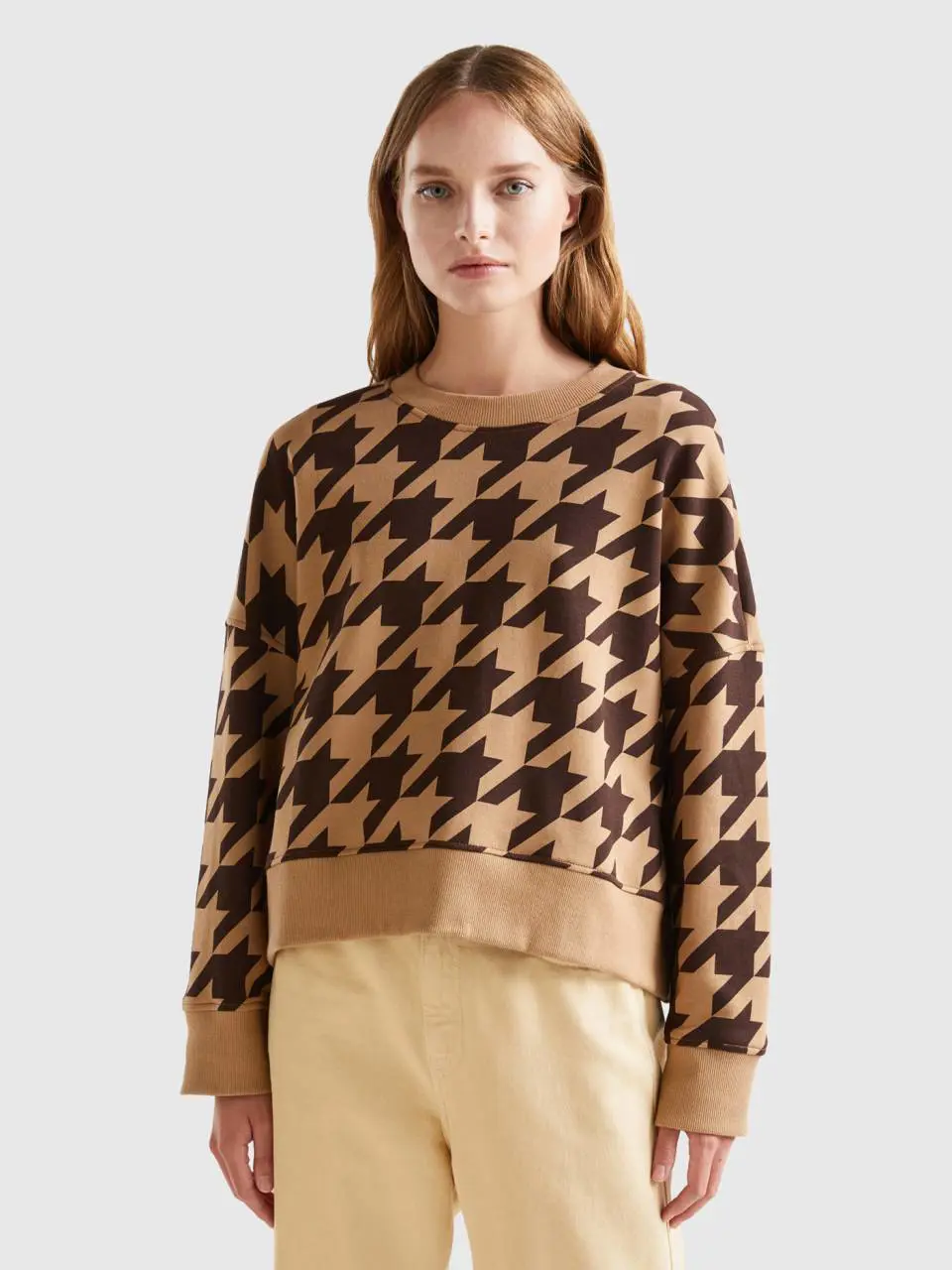 Benetton houndstooth pullover sweatshirt. 1