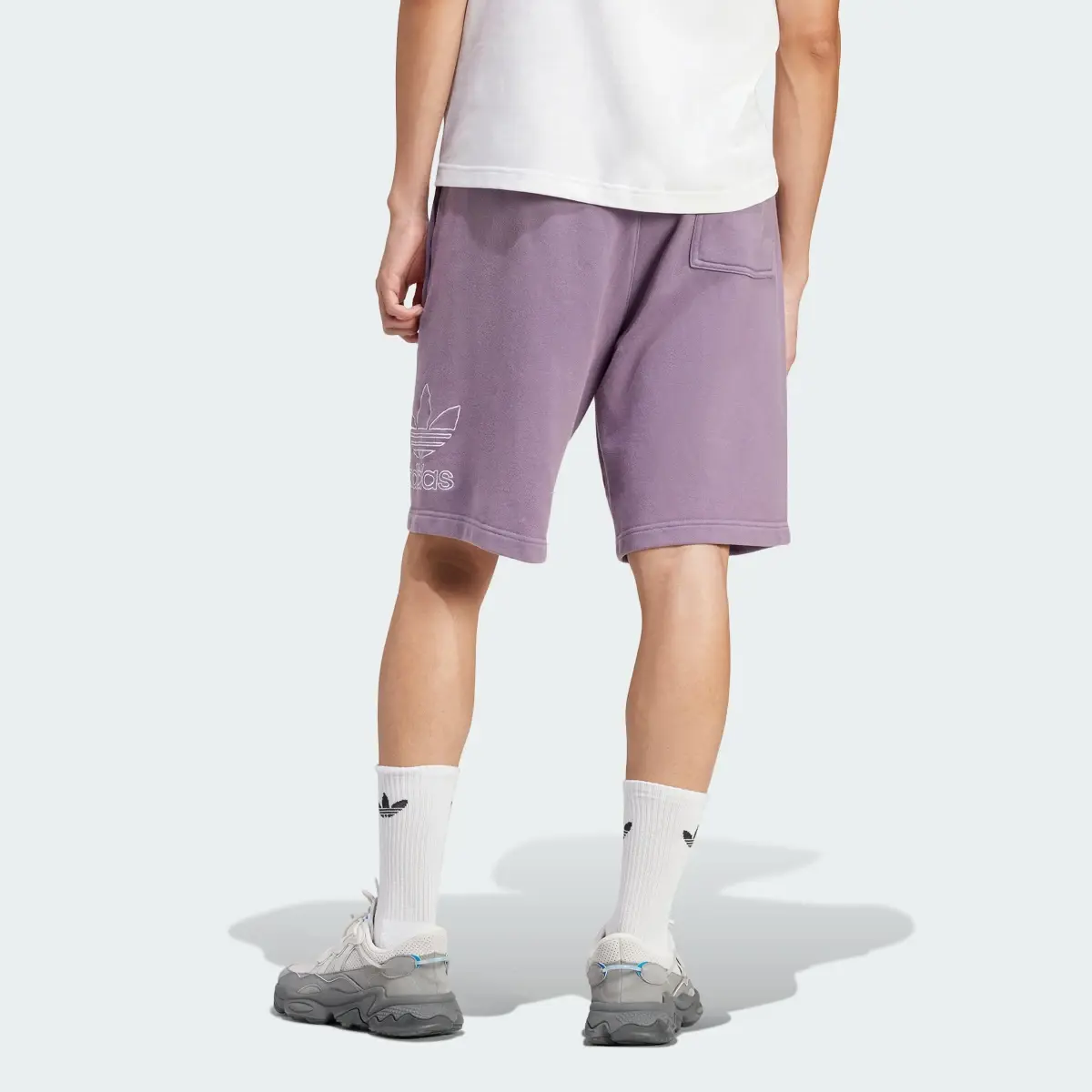 Adidas Adicolor Outline Trefoil Shorts. 2