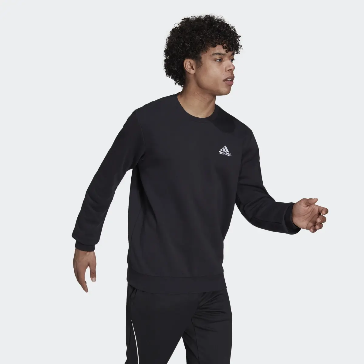 Adidas Essentials Fleece Sweatshirt. 3
