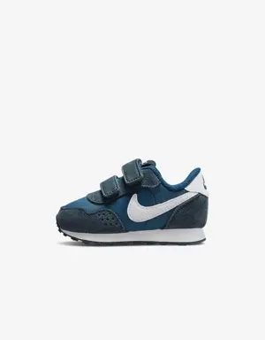 Nike MD Valiant