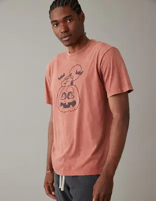 American Eagle AE Super Soft Long-Sleeve Halloween Snoopy Graphic T-Shirt. 1
