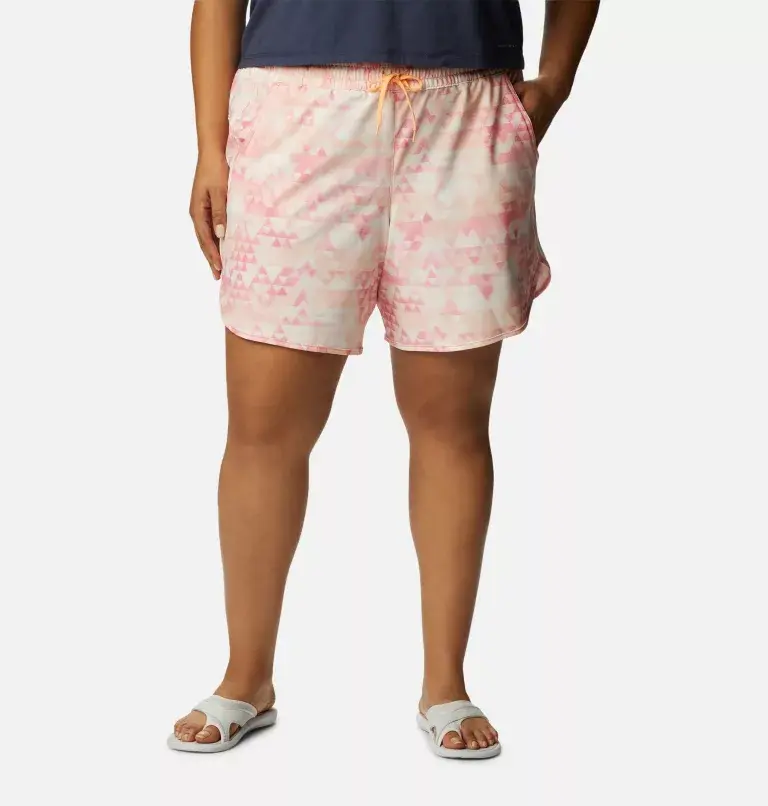 Columbia Women's Bogata Bay™ Stretch Printed Shorts - Plus Size. 2