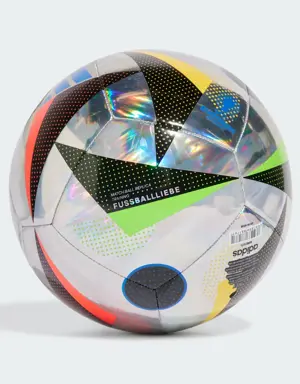 Adidas Fussballliebe Training Foil Ball. 2 Adidas Fussballliebe Training Foil Ball. 2