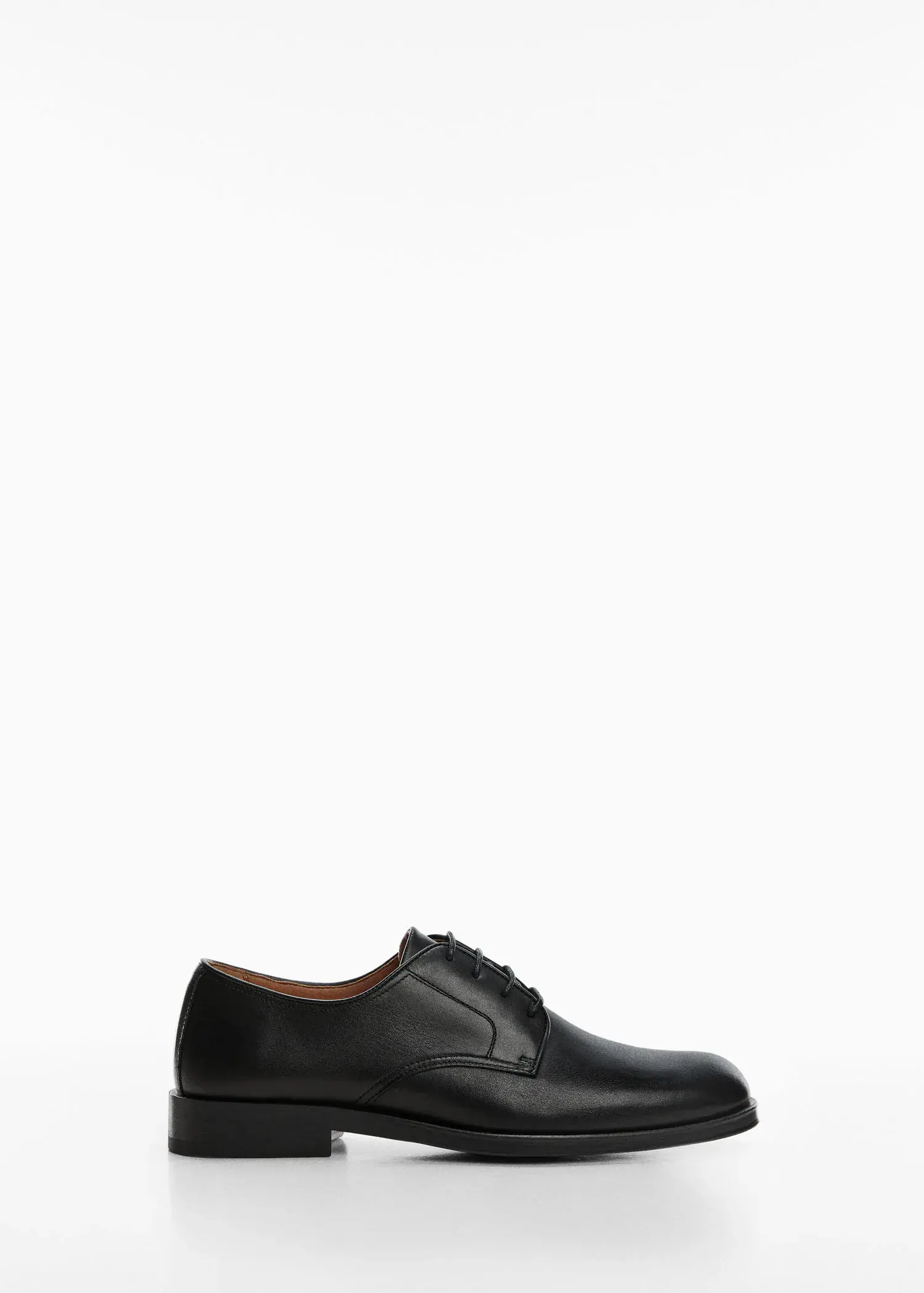 Mango Leather suit shoes. a pair of black shoes on a white background. 