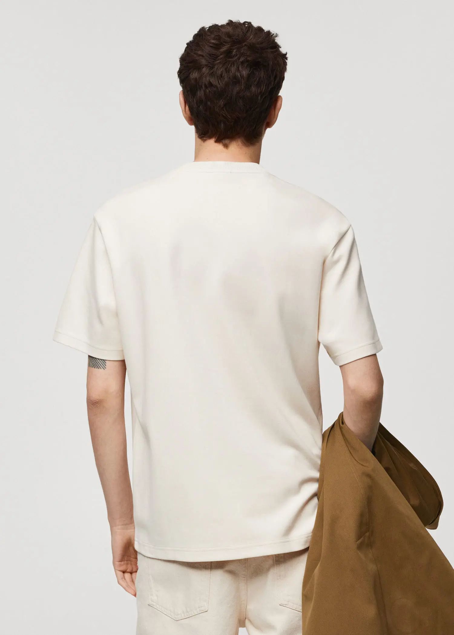 Mango Relaxed fit pocket t-shirt. 3