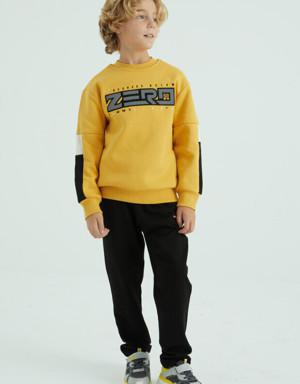 Hardal Yazı Nakışlı Şerit Detaylı O Yaka Standart Kalıp Erkek Çocuk Sweatshirt - 10991