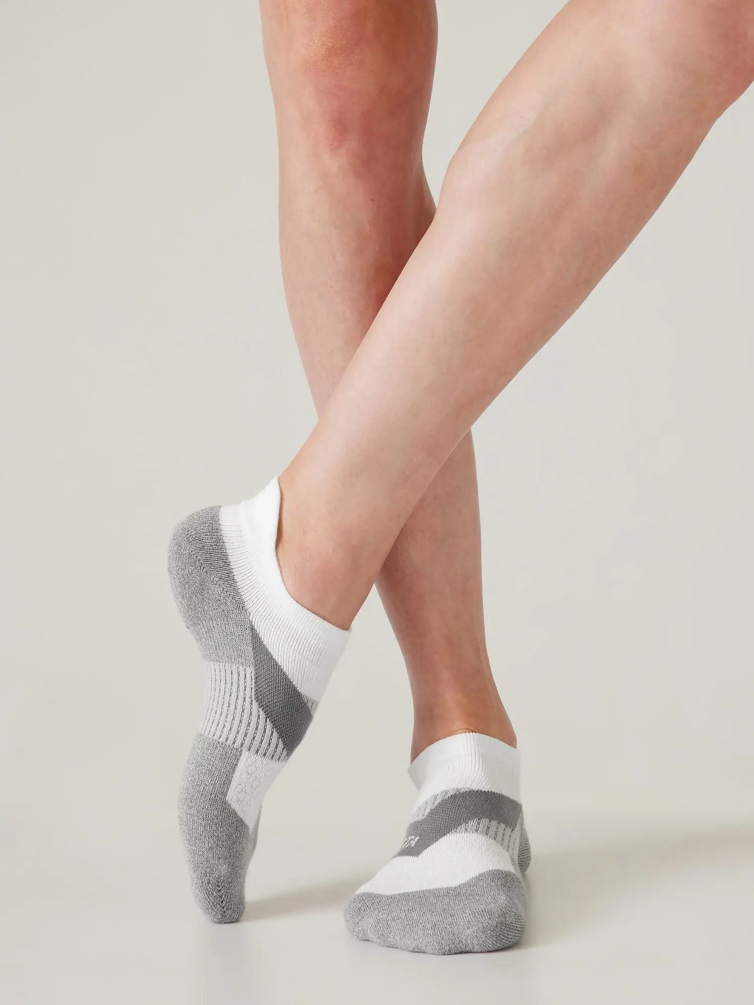 Athleta Performance Ankle Sock white. 1