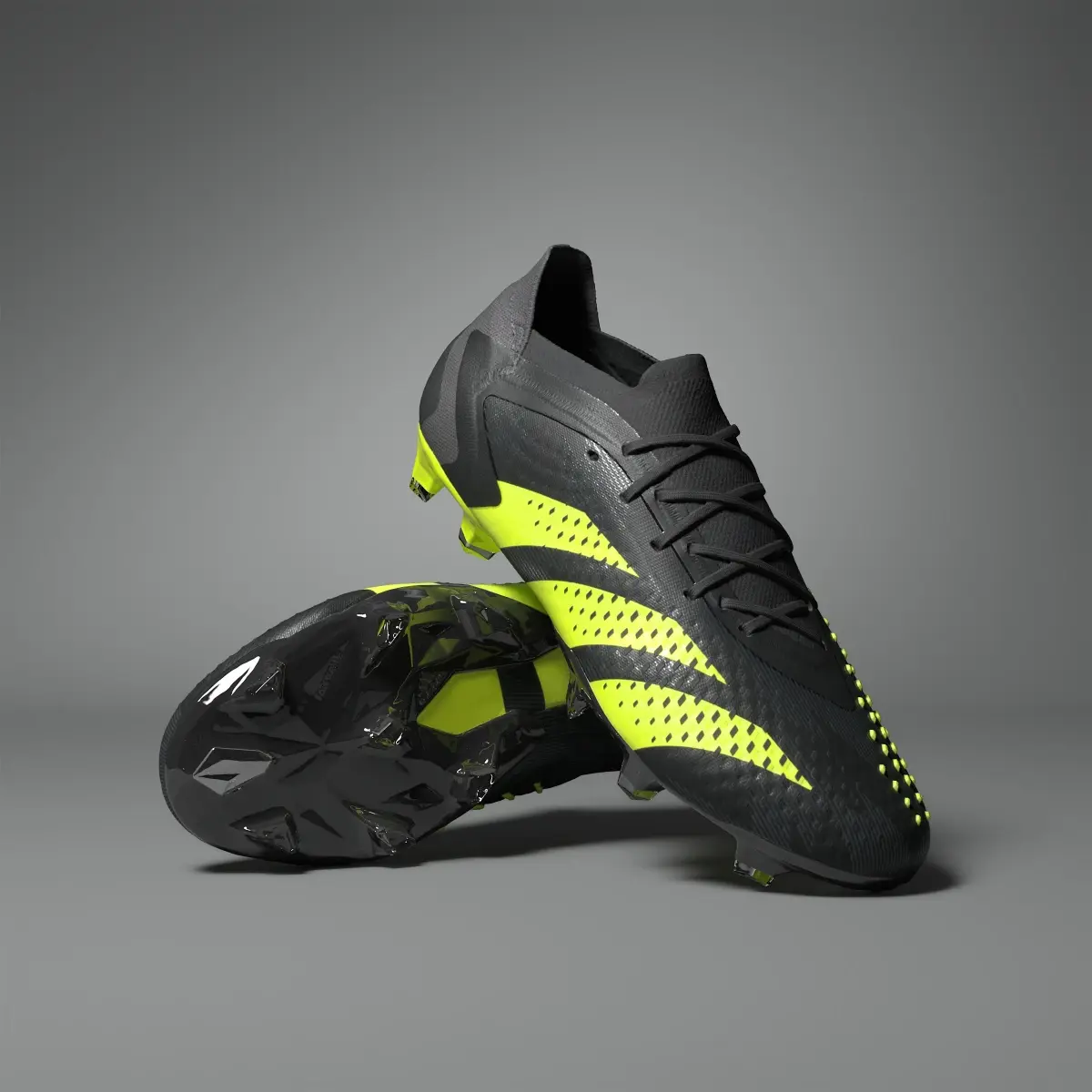 Adidas Predator Accuracy Injection.1 Low Çim Saha Kramponu. 1