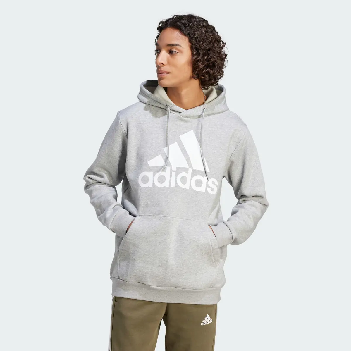 Adidas Essentials Fleece Big Logo Hoodie. 2