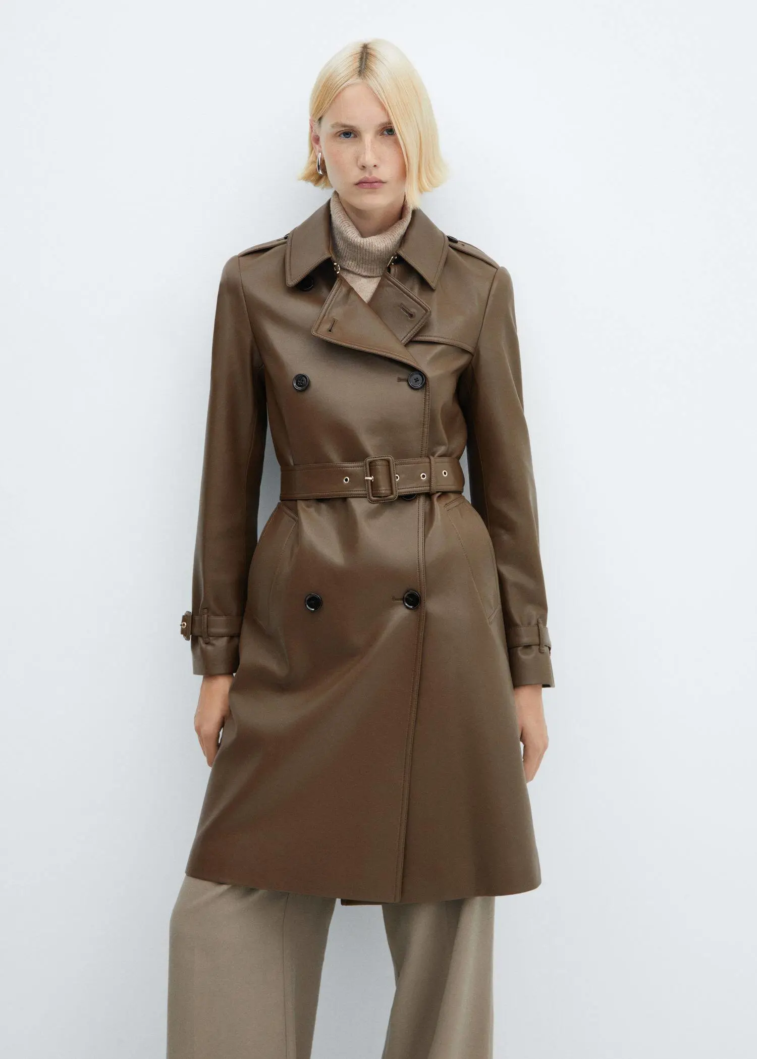 Mango Trench similpelle. 2