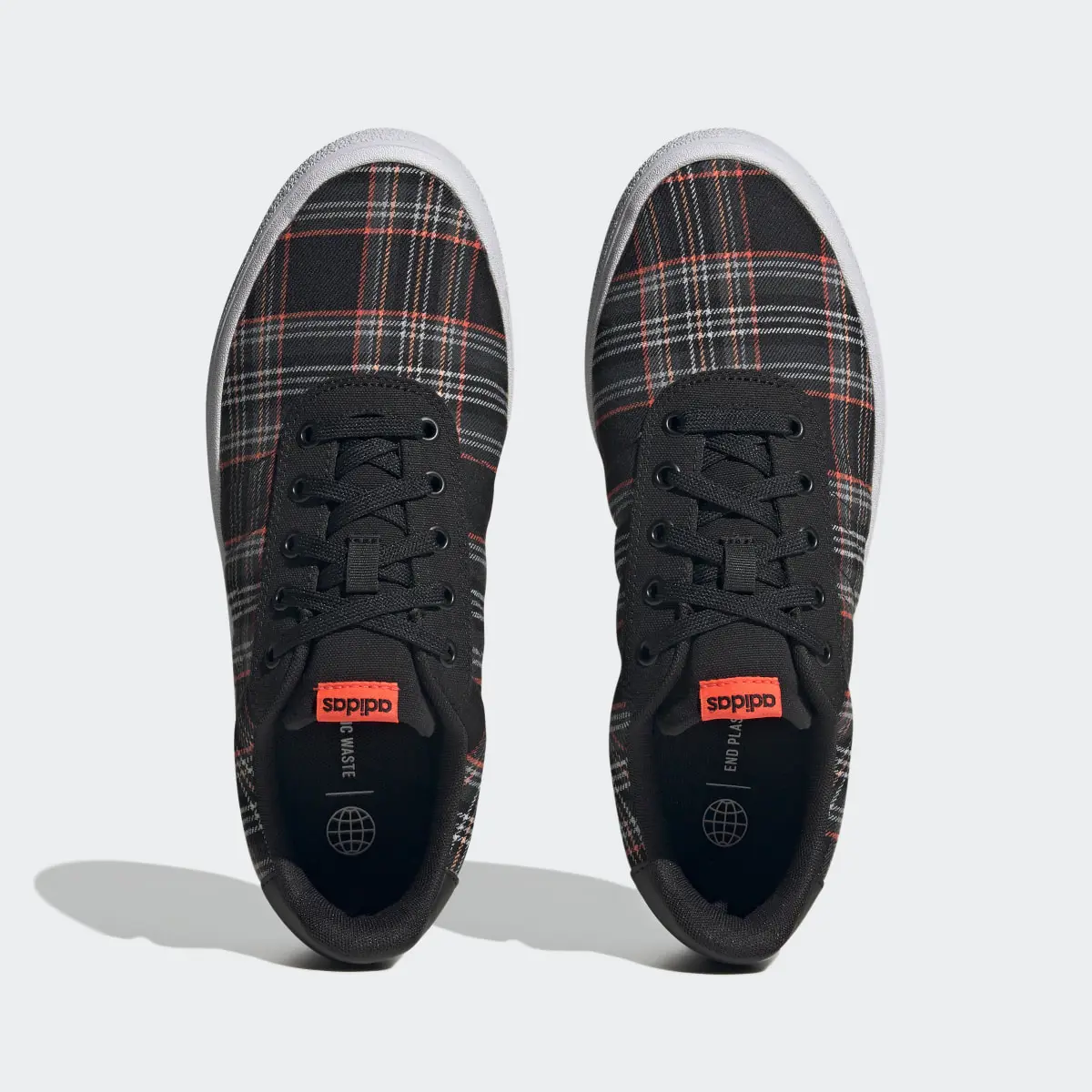 Adidas Vulc Raid3r Lifestyle Skateboarding 3-Stripes Branding Shoes. 3