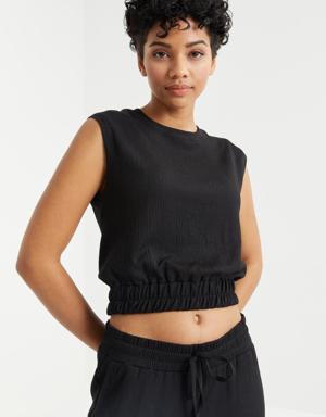 Siyah O Yaka Kolsuz Beli Lastikli Bürümcük Kumaş Kadın Crop Top T-Shirt - 97226