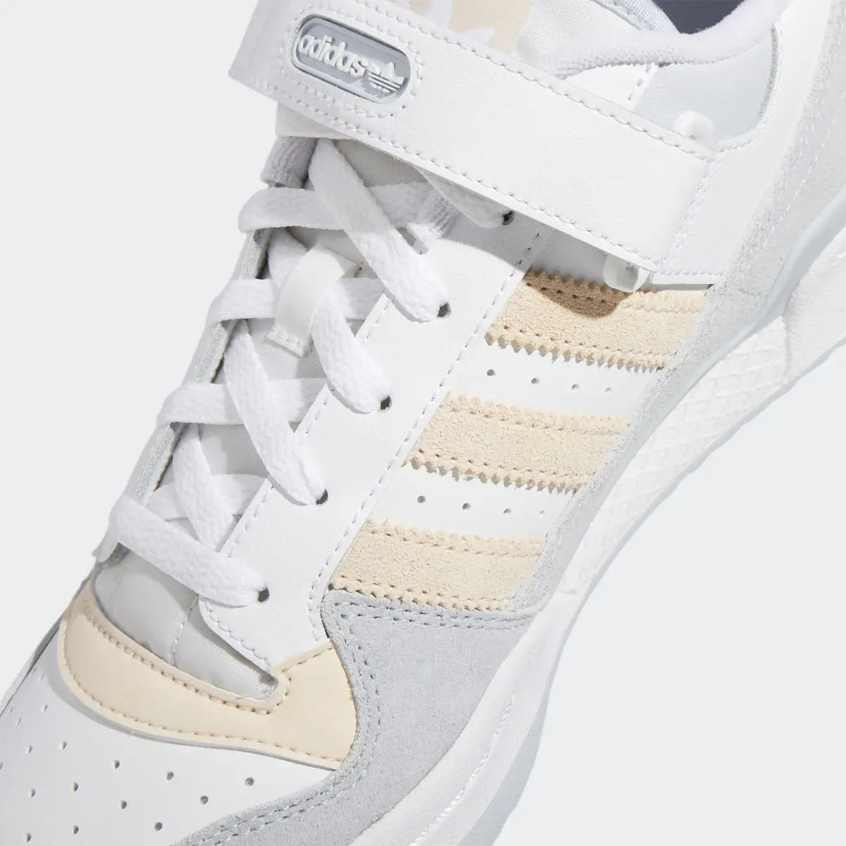 Adidas Forum Low Shoes. 3