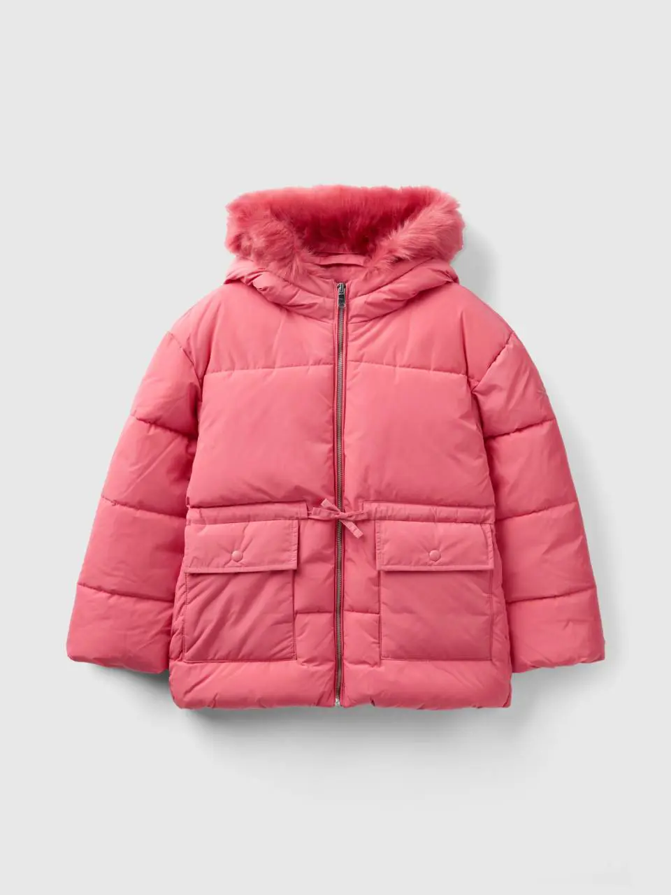 Benetton "rain defender" padded jacket with drawstring. 1