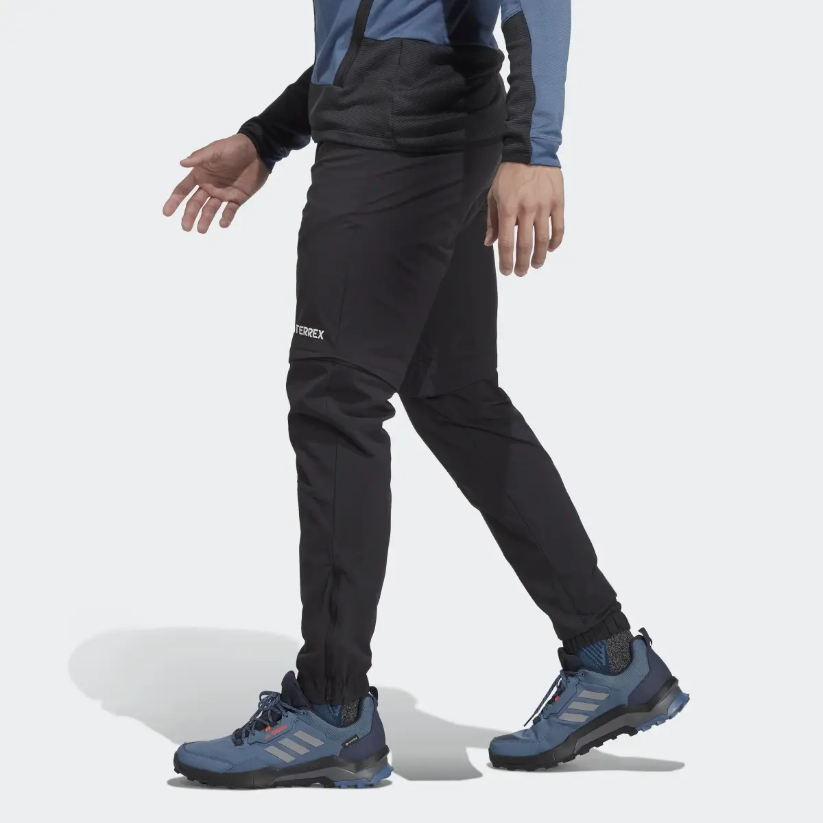 Adidas Pantaloni da hiking Terrex Utilitas Zip-Off. 2