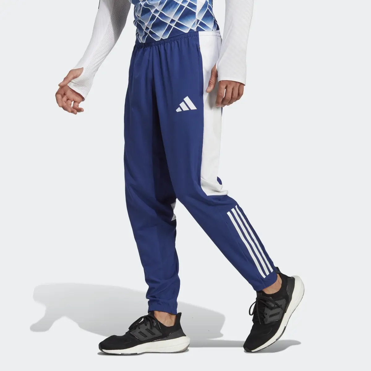 Adidas Pantalón. 1