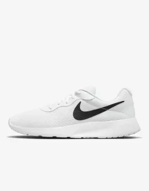 Nike Tanjun