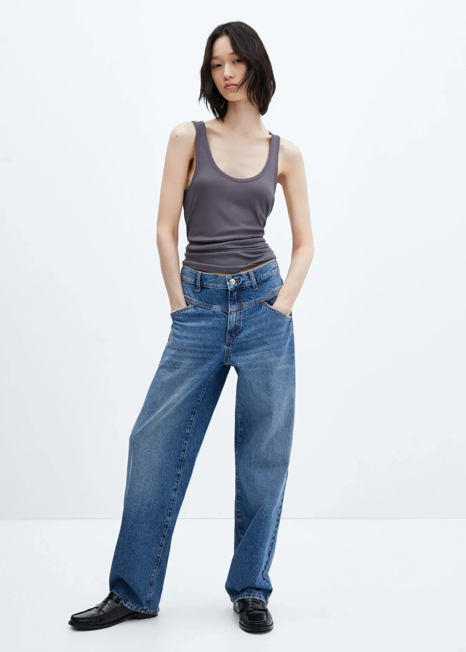 Mango Jeans wideleg tiro alto costuras. 2