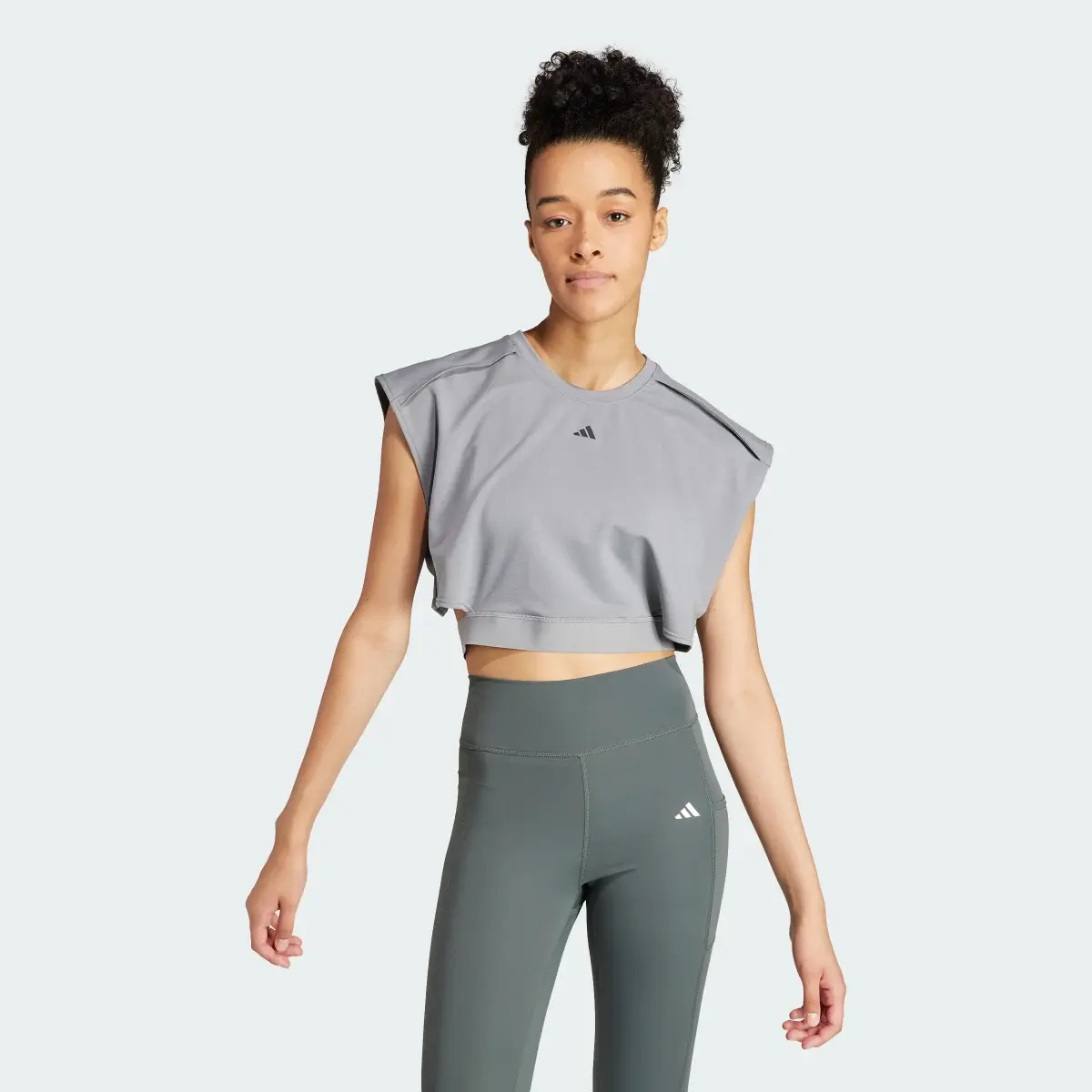 Adidas Power AEROREADY Crop-Shirt. 2