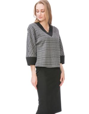 Contrast Skirt Brown Knitted Grey Suit