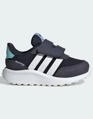 Adidas Run 70s Shoes. 2 Adidas Run 70s Shoes. 2