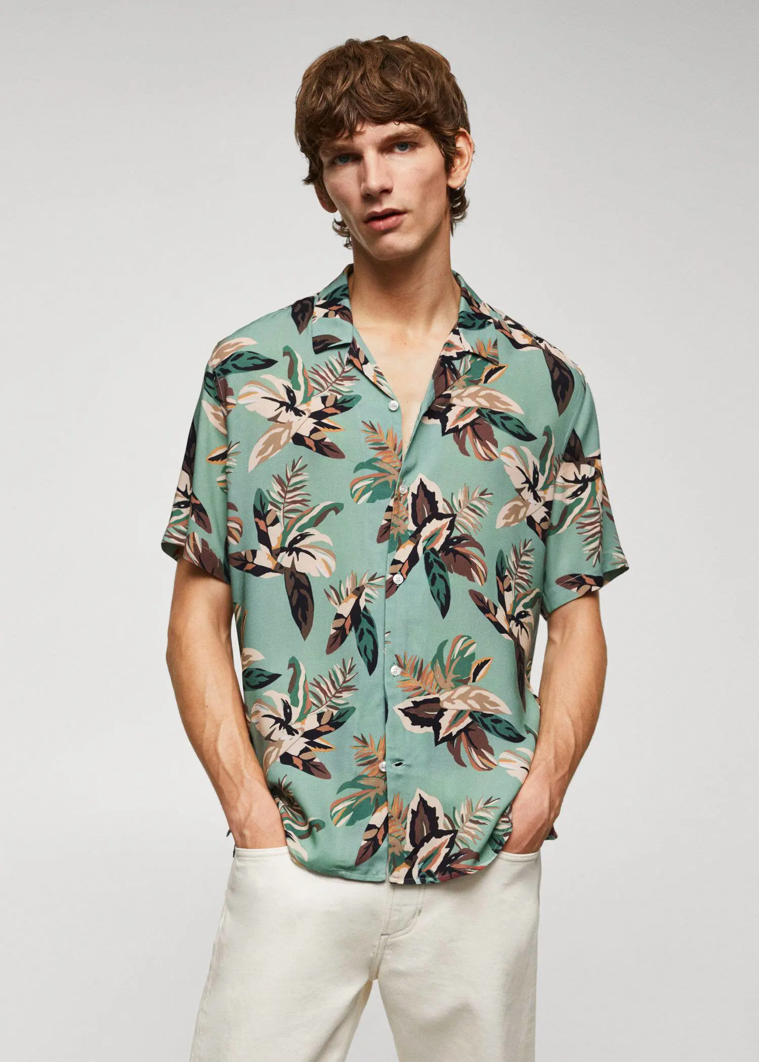 Mango Regular fit floral print shirt. 1