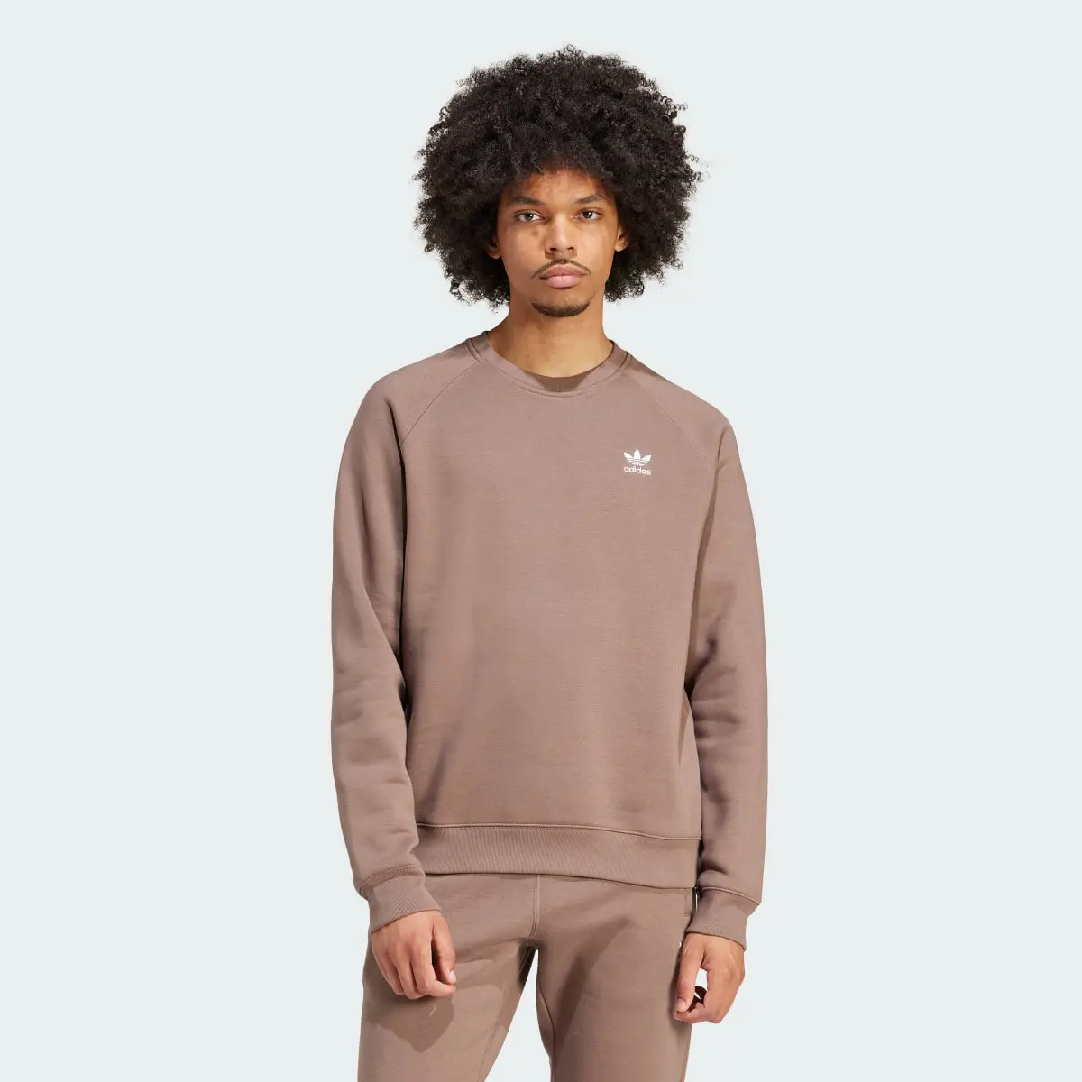 Adidas Trefoil Essentials Crewneck. 2