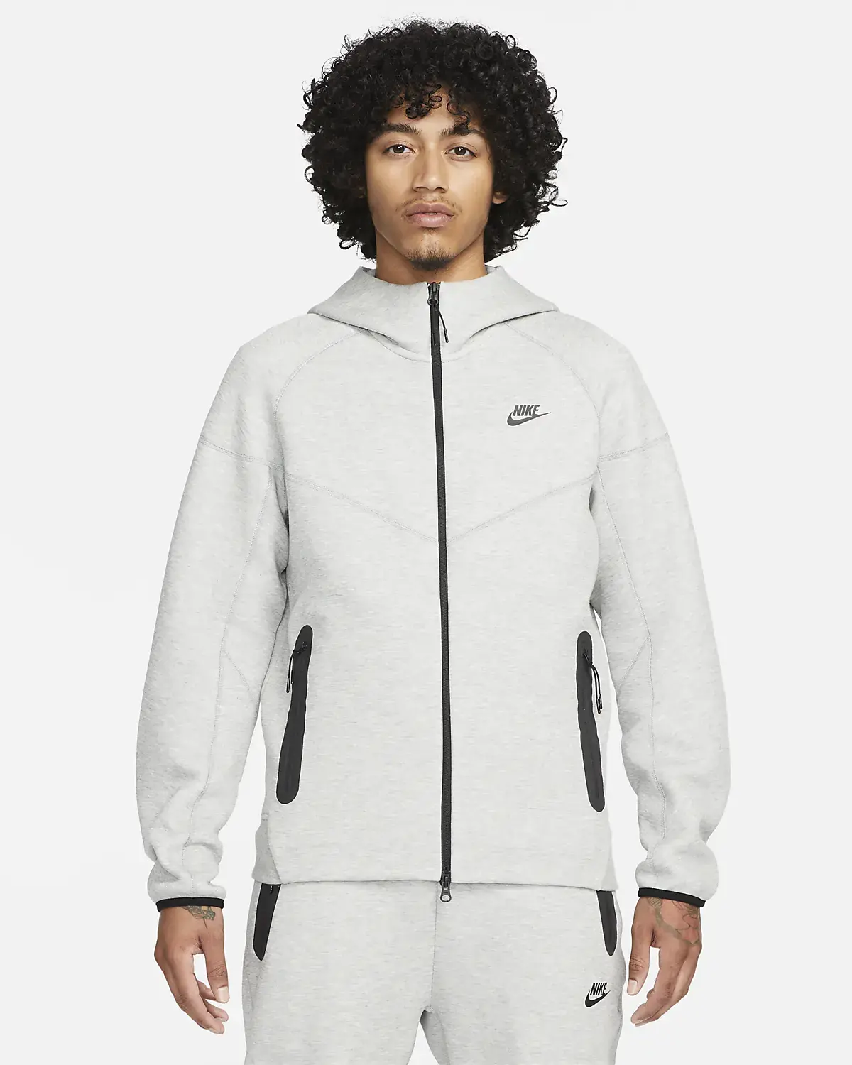 Nike Sportswear Tech Fleece Windrunner. 1