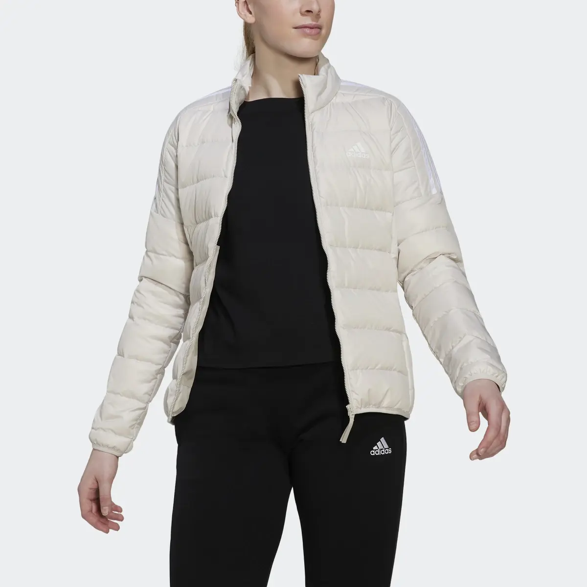 Adidas Chaqueta de plumón Essentials. 1