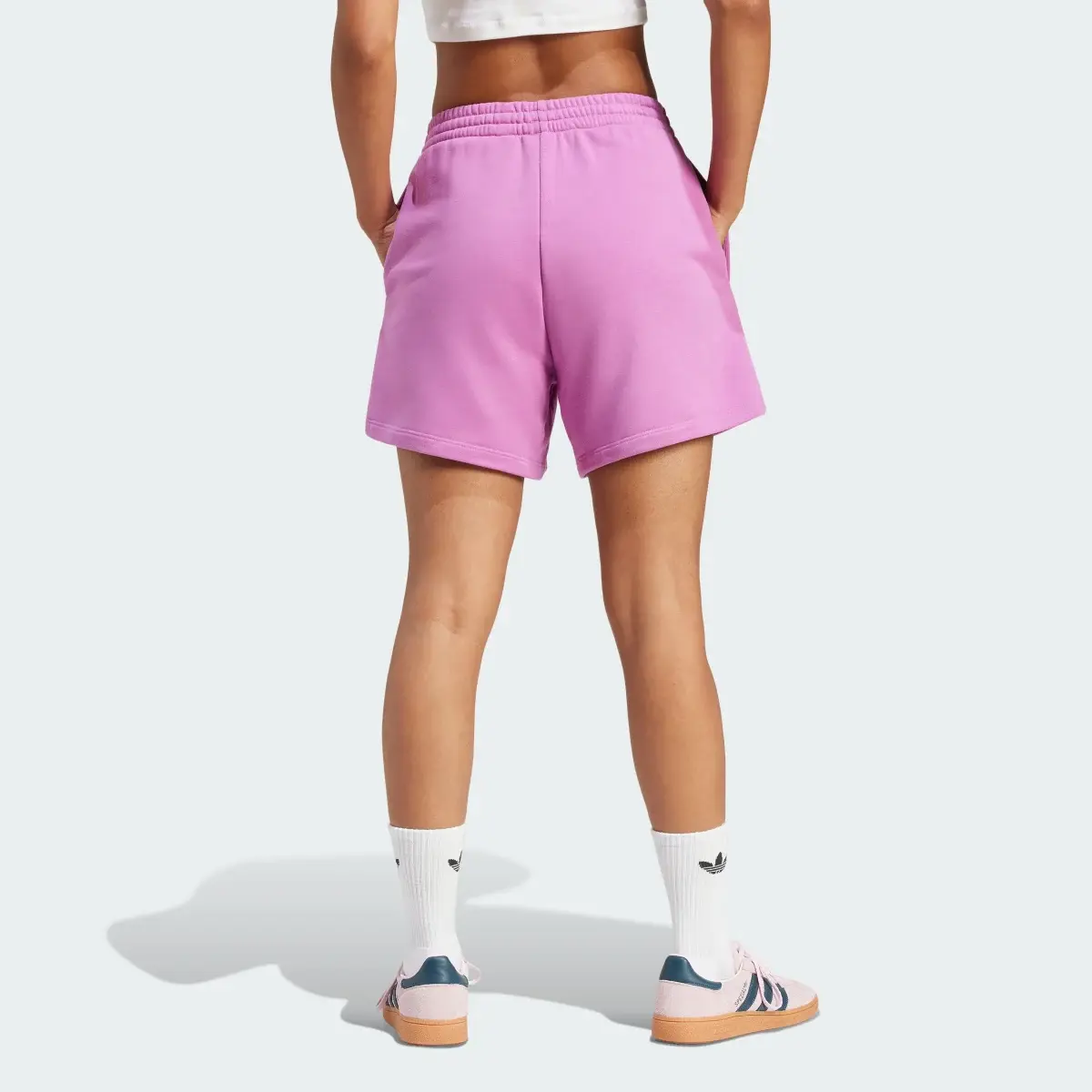 Adidas adicolor Essentials French Terry Shorts. 2