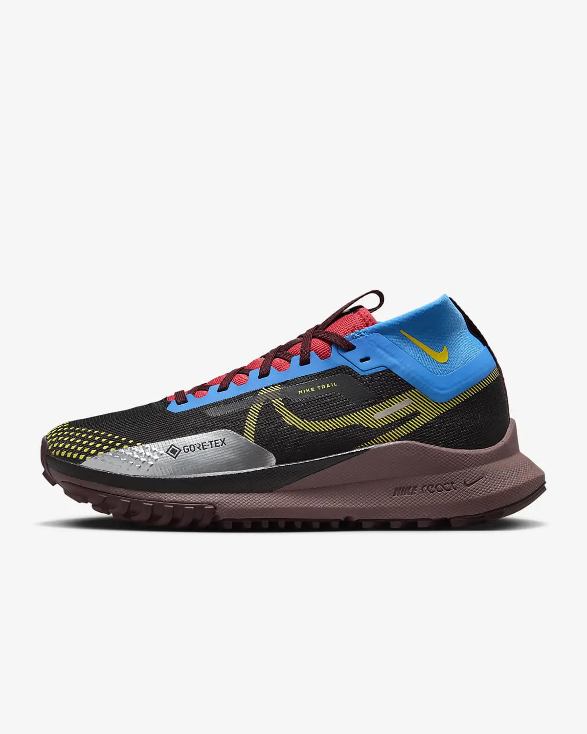 Nike Pegasus Trail 4 GORE-TEX. 1