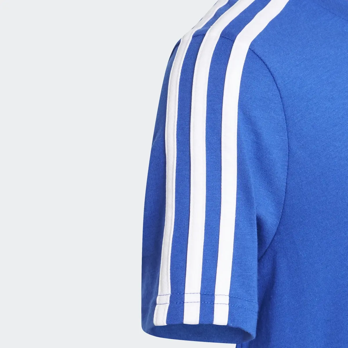 Adidas Essentials 3-Streifen T-Shirt. 3