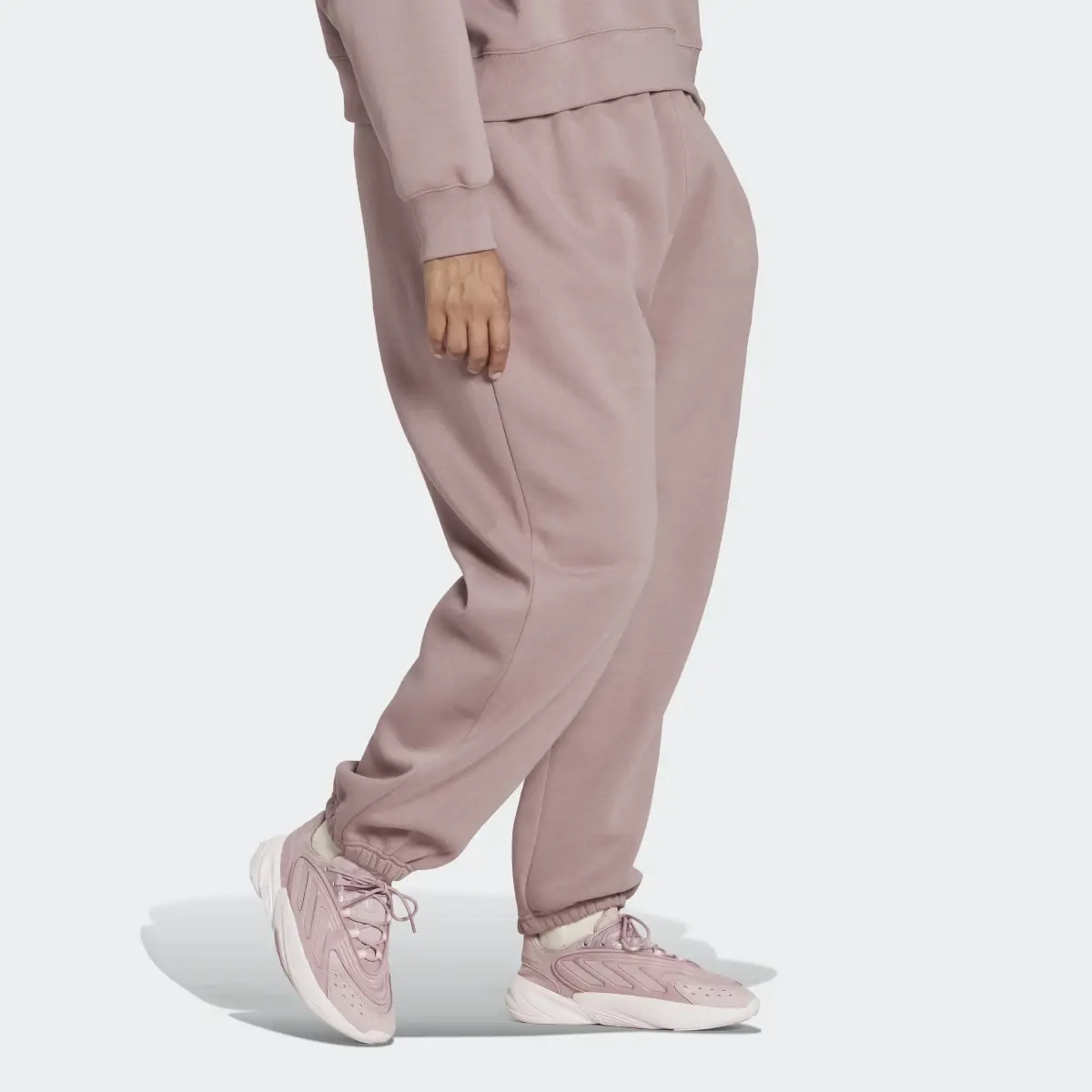 Adidas Adicolor Essentials Pants (Plus Size). 3