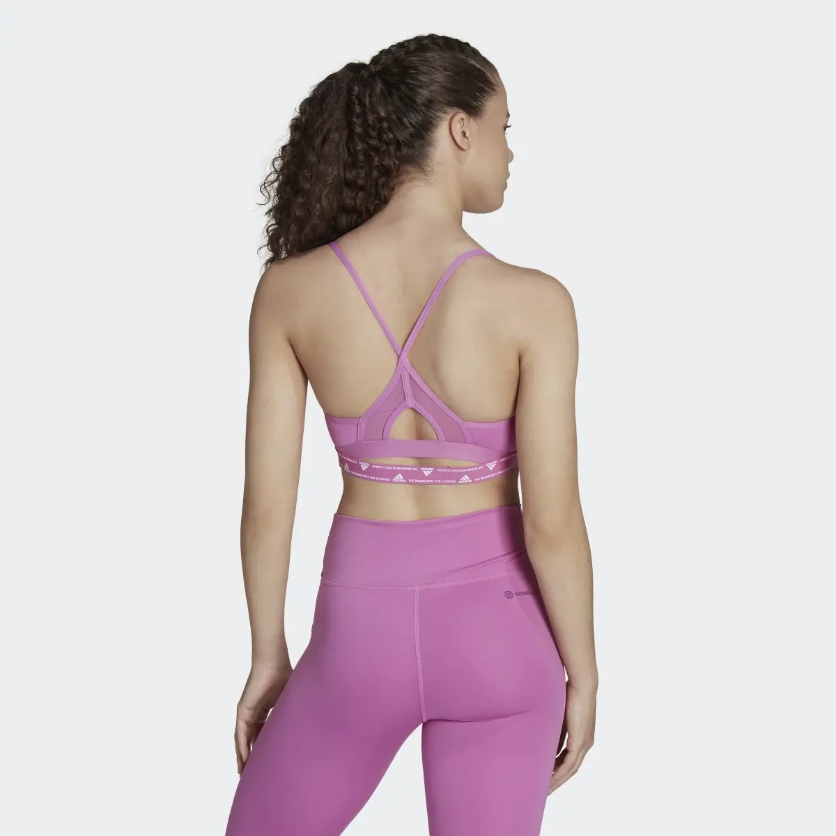 Adidas Aeroreact Training Light-Support Bra. 3