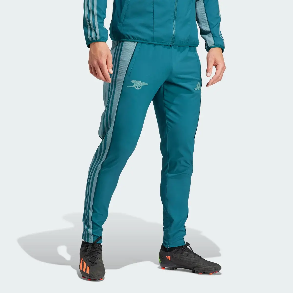 Adidas Arsenal Anthem Pants. 1