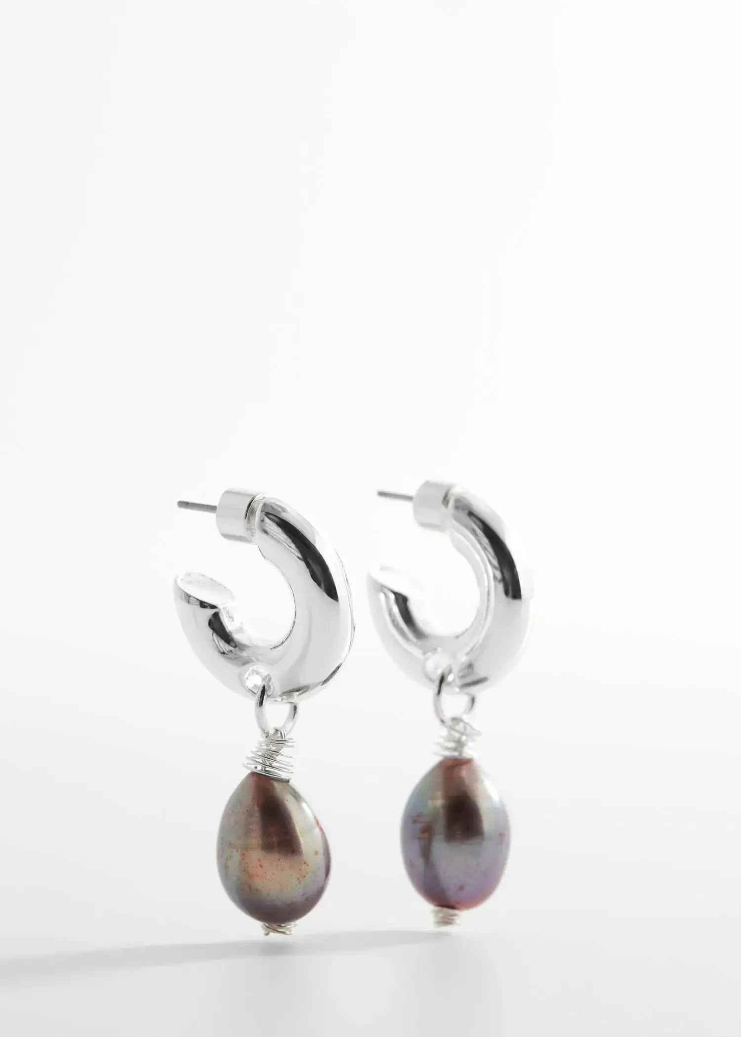 Mango Natural pearl pendant earrings. 3